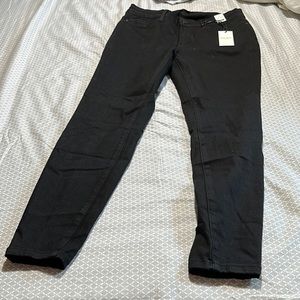 NWT Judy Blue size 16